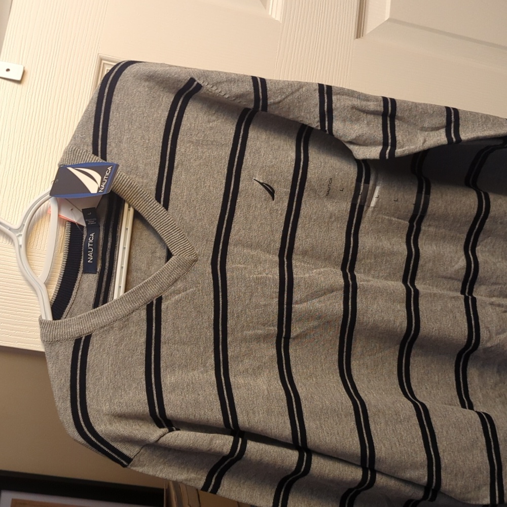 BNWT Nautica V Neck Sweater Large